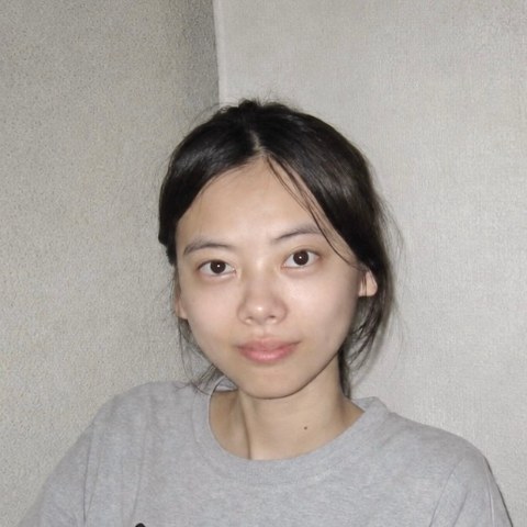 Yunqian Yang